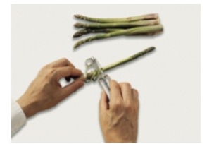 <strong>Identify the vegetable shown in the picture. </strong> A) Okra B) Leek C) Asparagus D) Fennel