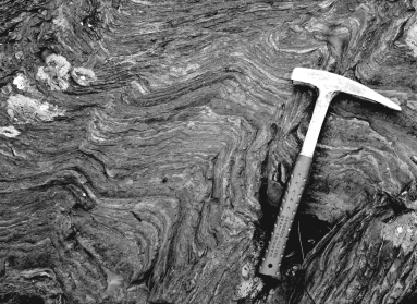 <strong>Banded-iron formations were abundantly produced during the ________. </strong> A)Archean Eon B)Hadean Eon C)Proterozoic Eon D)Paleozoic Era