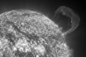 <strong>What type of solar activity is shown in the image below? </strong> A) solar flare B) solar prominence C) coronal mass ejection D) coronal hole