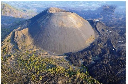 <strong> Parícutin is an example of a ________.</strong> A)shield volcano B)cinder cone C)composite volcano D)volcanic neck