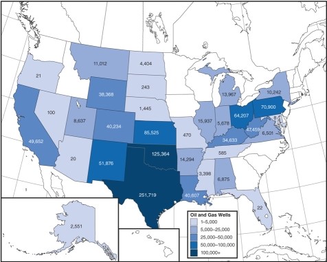 <strong>Production of petroleum in the continental U.S.in terms of number of oil and gas wells, has centered in ______________ according to the map. </strong> A)Texas and Oklahoma B)Alaska C)California and Hawaii D)the traditional Great Lakes/Midwest industrial area
