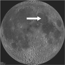 <strong>Observe the image of the moon below. The feature the arrow is pointing to is likely a(n)  </strong> A)large volcanic crater. B)prominent erosional feature. C)impact crater. D)lunar regolith. <div style=padding-top: 35px> 