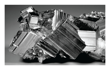 <strong>The shininess of a mineral is a helpful diagnostic property termed ____________. </strong> A)color B)specific gravity C)luster D)streak