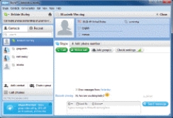 <strong> The program in the accompanying figure allows you to ____.</strong> A)search the Web B)blog C)instant message and video chat D)upload databases to share with other users
