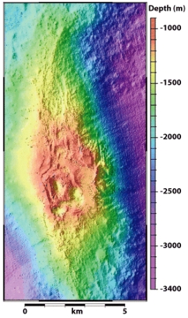 <strong>What is the depth of this newly forming Hawaiian island,Loihi? </strong> A)about 1000m B)about 2000m C)about 3000m D)about 4000m E)it is at the surface
