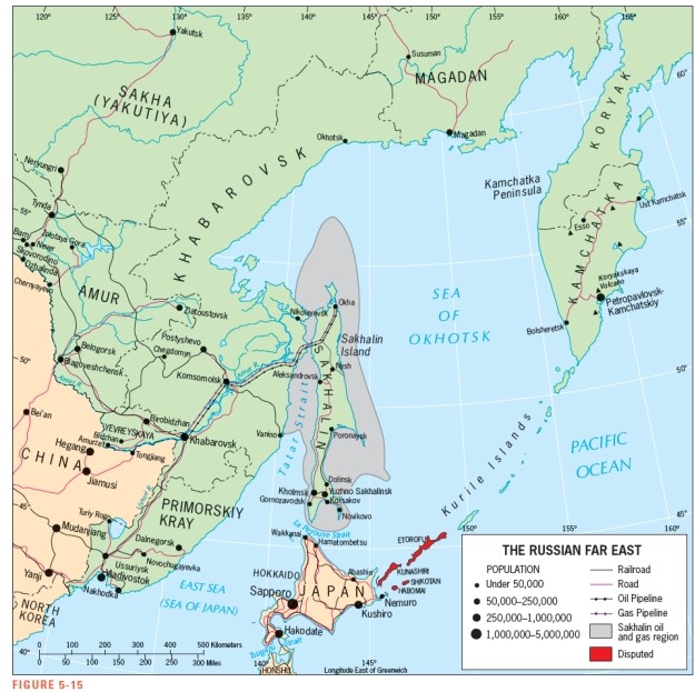 <strong>Figure 5-15 shows that the Far East's ;argest oil and gas deposits border the _________________. </strong> A) Kamchatka Peninsula B) North Korean corridor near Vladivostok C) Amur River D) Kurile Islands E) Sea of Okhotsk