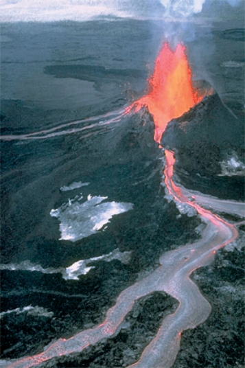 <strong>Which of the following are characteristics of actively erupting volcanoes? </strong> A)Glowing orange lava flowing downhill. B)Fragments of molten rock blasting into the air. C)Billowing clouds of ash rising into the air. D)All of these.
