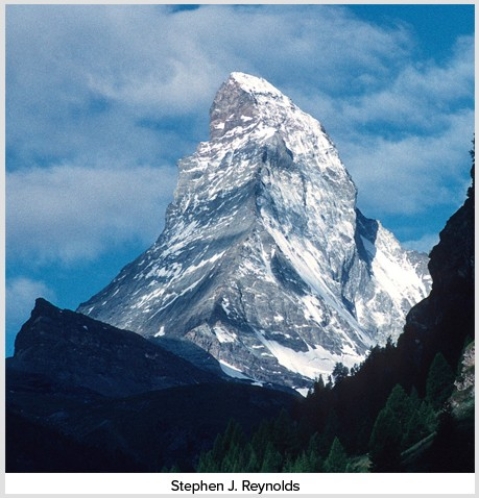 <strong>The primary reason that this feature formed is that </strong> A)abrasion occurred on all sides,without plucking. B)three or more cirques merged by headward erosion. C)precipitation at the top of the mountain ran downward very quickly. D)a series of faults surrounded a very localized area and uplifted it.