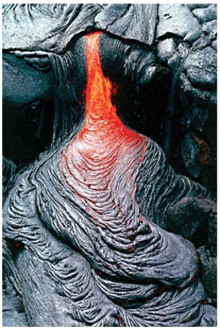 <strong>What type of volcanic eruption is probably shown in this photograph? </strong> A)Fire fountain B)Basaltic lava flow C)Felsic lava flow D)Caldera eruption