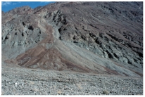 <strong>Which of the following landscape features is shown in this photograph? </strong> A)pediment B)playa C)sand dune D)dry wash E)alluvial fan