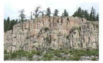 <strong>What type of structure is expressed in this cliff face? </strong> A)normal faults B)reverse faults C)joints D)folds