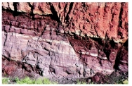 <strong>What type of structure is shown in this photograph? </strong> A)joint B)cleavage C)fault D)anticline E)syncline