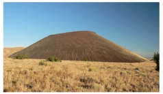 <strong>This volcano is relatively small and composed of volcanic cinders.What kind of volcano is it? </strong> A)scoria cone B)shield volcano C)composite volcano D)volcanic dome E)caldera