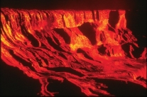 <strong>What type of eruption is shown in this photograph? </strong> A) lava flow B) lava dome C) lava fountain D) pyroclastic column E) pyroclastic flow