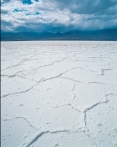 <strong>What type of rock would you form in this environment, showing a dried up lake bed? </strong> A) rock salt and other evaporite minerals B) limestone C) coal D) chert E) iron formation