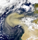<strong>Dust storms, like the one shown in this satellite image near North Africa, can transport dust over maximum distances of:  </strong> A) 10 kilometers B) 50 to 90 kilometers C) 100 kilometers because of the Coriolis effect D) several hundred kilometers E) thousands of kilometers <div style=padding-top: 35px> 