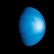 <strong>The surface of this planet is obscured by an atmosphere of thick clouds and toxic gases. What planetary body is it?  </strong> A) Mercury B) Earth C) Earth's moon D) Mars E) Venus <div style=padding-top: 35px> 