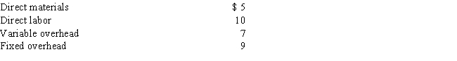 <strong>Rexeleg Company manufactures a product with the following costs per unit at the expected production of 40,000 units: The company has the capacity to produce 50,000 units.The product regularly sells for $50.A wholesaler has offered to pay $43 per unit for 3,000 units. If the firm chooses to accept the special order and reject some regular sales, the effect on operating income would be a:</strong> A) $30,000 increase. B) $21,000 decrease. C) $64,000 increase. D) $45,000 decrease.