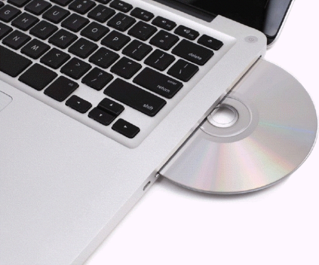 <strong> How do discs, like the one in the accompanying figure, commonly store items?</strong> A)in random locations anywhere between the center of the disc and the edge of the disc B)in multiple pie-shaped sections that break a track into arcs C)in a single track that spirals from the center of the disc to the edge of the disc D)in multiple concentric tracks from the center of the disc to the edge of the disc