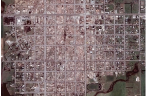 <strong>The following before and after images document damage most likely caused by which type of storm? </strong> A) willy nilly B) hurricane C) typhoon D) tornado E) thunderstorm