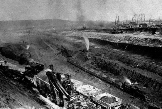 <strong> Why was the mining industry able to use environmentally harmful methods such as open-pit mining in places like Minnesota's Mesabi Range as illustrated in this photograph?</strong> A) The harmful effects of open-pit mining were limited to minimal scarring on the landscape. B) An environmental movement had not yet been created in the United States. C) Western states did not have the political power to regulate the mining industry. D) Political officials in the West received kickbacks and bribes from the mining industry.