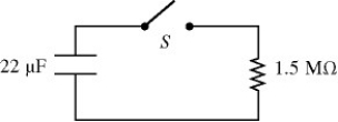<strong>For the circuit shown in the figure, the switch S is initially open and the capacitor voltage is 80 V. The switch is then closed at time t = 0. What is the charge on the capacitor when the current in the circuit is 33 μA? </strong> A) 1100 µC B) 1000 µC C) 960 µC D) 890 µC E) 830 µC