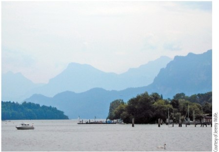 Refer to the image. The scene pictured demonstrates the _______ depth cue.