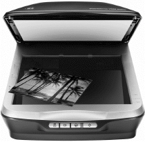 <strong> When you have an existing printed image, such as a photograph, you can use a ____ (like the one shown in the figure above)to convert the image into a bitmap graphic.</strong> A)printer B)copier C)scanner D)computer