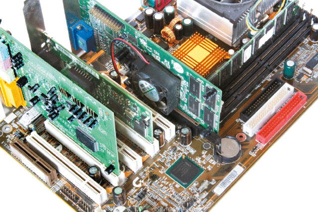 <strong> Which of the following means the computer automatically can configure cards like the one in the accompanying figure and other peripherals as users install them?</strong> A) concatenation B) GIGO C) daisy chaining D) Plug and Play