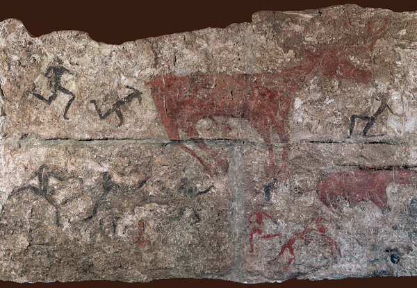 <strong> What new feature appears in this mural painting from Çatal Höyük?</strong> A) The human figure confronting an animal B) The human figures drawn in profile C) The human figure in a landscape D) The human figure in a variety of poses and groupings
