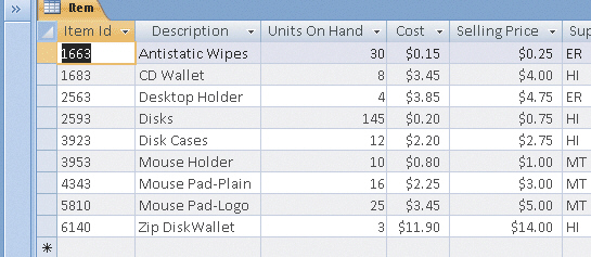 <strong> Figure 1 The accompanying figure shows an Excel worksheet. The type of worksheet that can be converted to a table is one in which the data is stored as a ____, that is, a collection of rows and columns in which all the entries in a column represent the same type of data.</strong> A)matrix B)series of links C)list D)datasheet